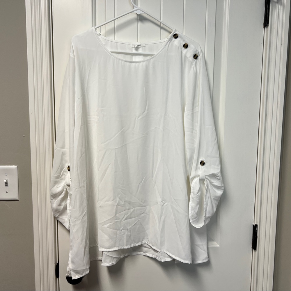 Maurice’s White Button Blouse